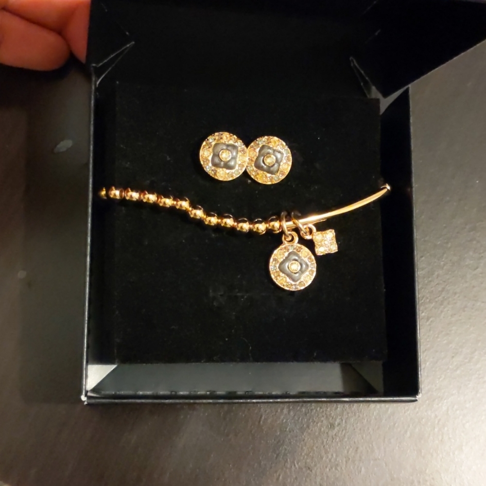 Yanbal Impery Collection Set - Picture 8 of 9